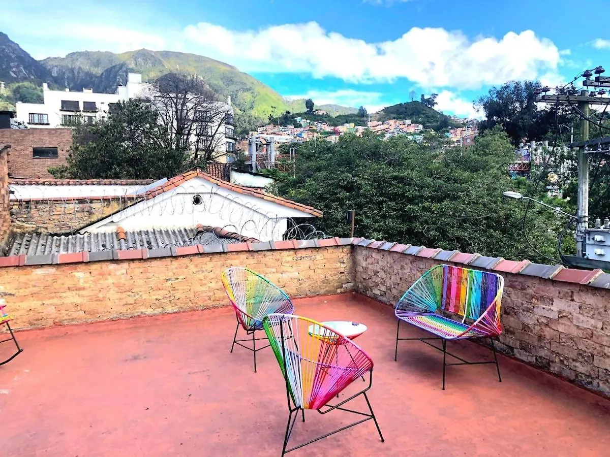 Casa De 3 Hab Con Enorme Terraza Privada En La Candelaria Bogota