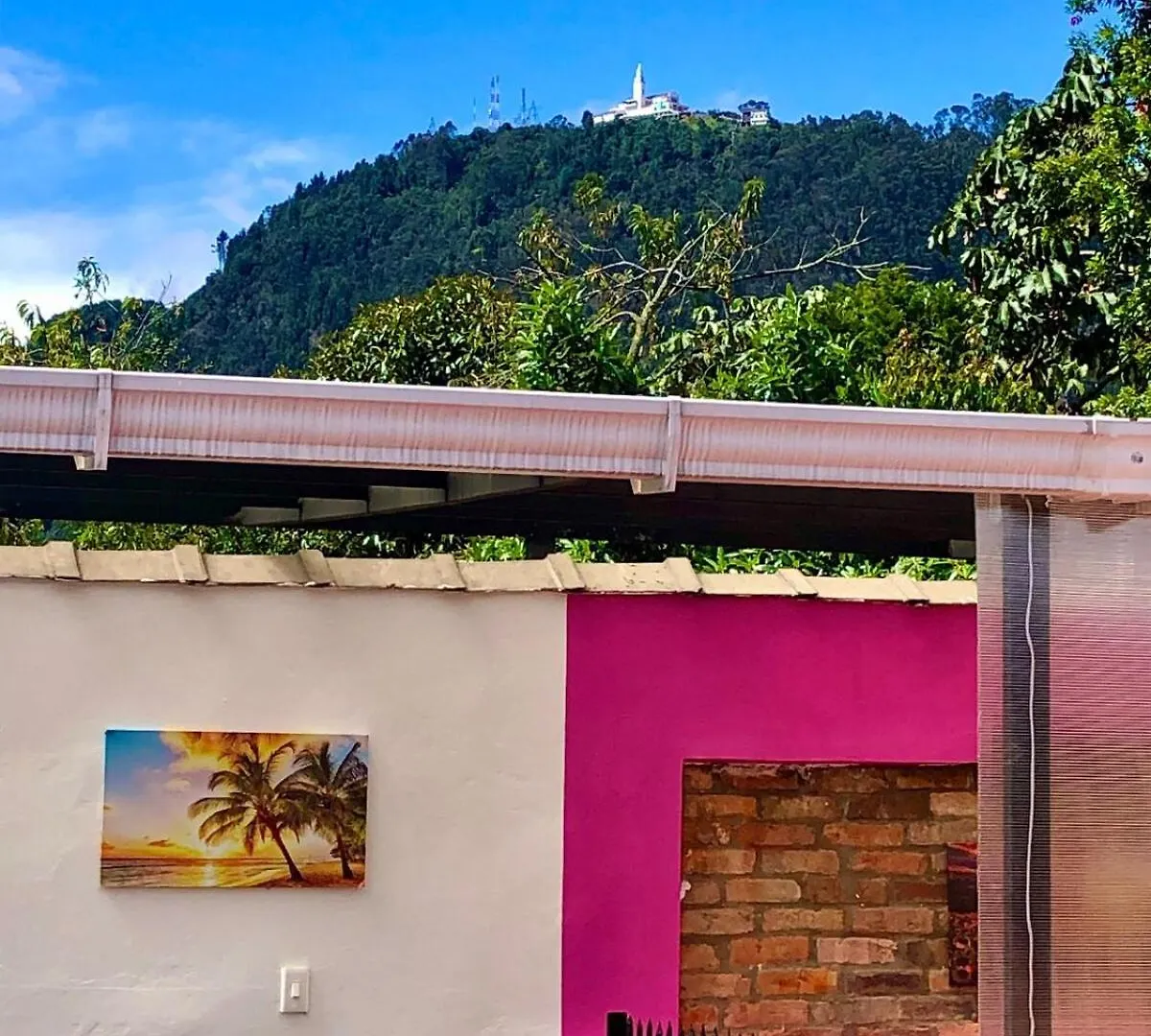 Casa De 3 Hab Con Enorme Terraza Privada En La Candelaria Bogota Apartment