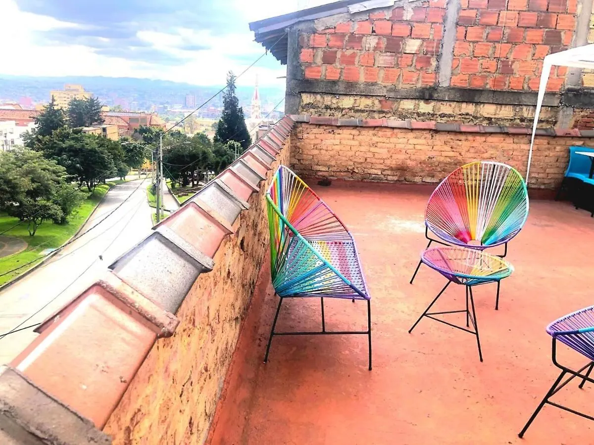 Casa De 3 Hab Con Enorme Terraza Privada En La Candelaria Bogota