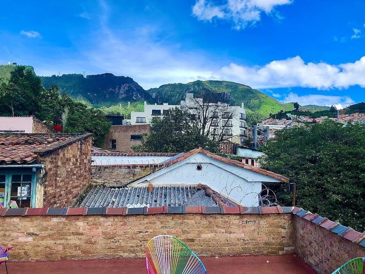 Casa De 3 Hab Con Enorme Terraza Privada En La Candelaria Bogota Apartment